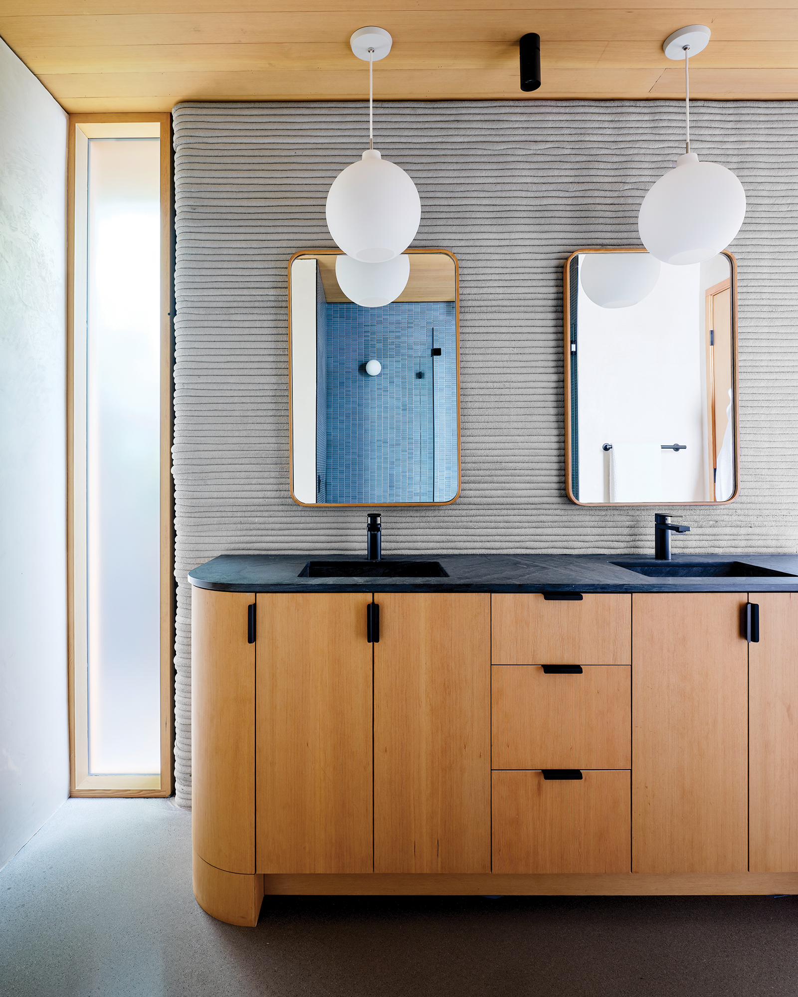 Midcentury Style Meets Modern Technology in this East Austin Home