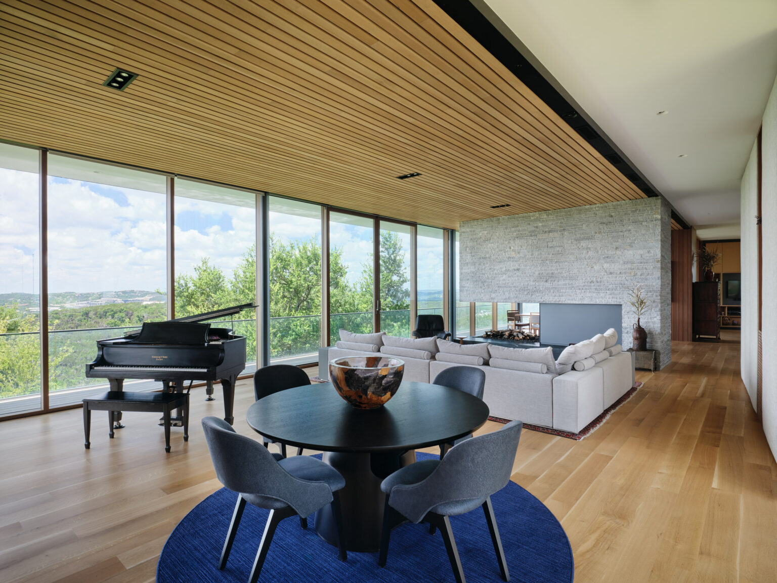 A Dance Through City Park Residence - Austin Home